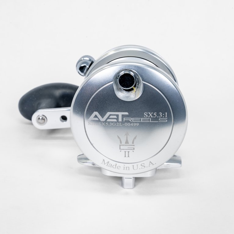 Avet SX 5.3 G2 Lever Drag Casting Reel in Silver | Left Hand