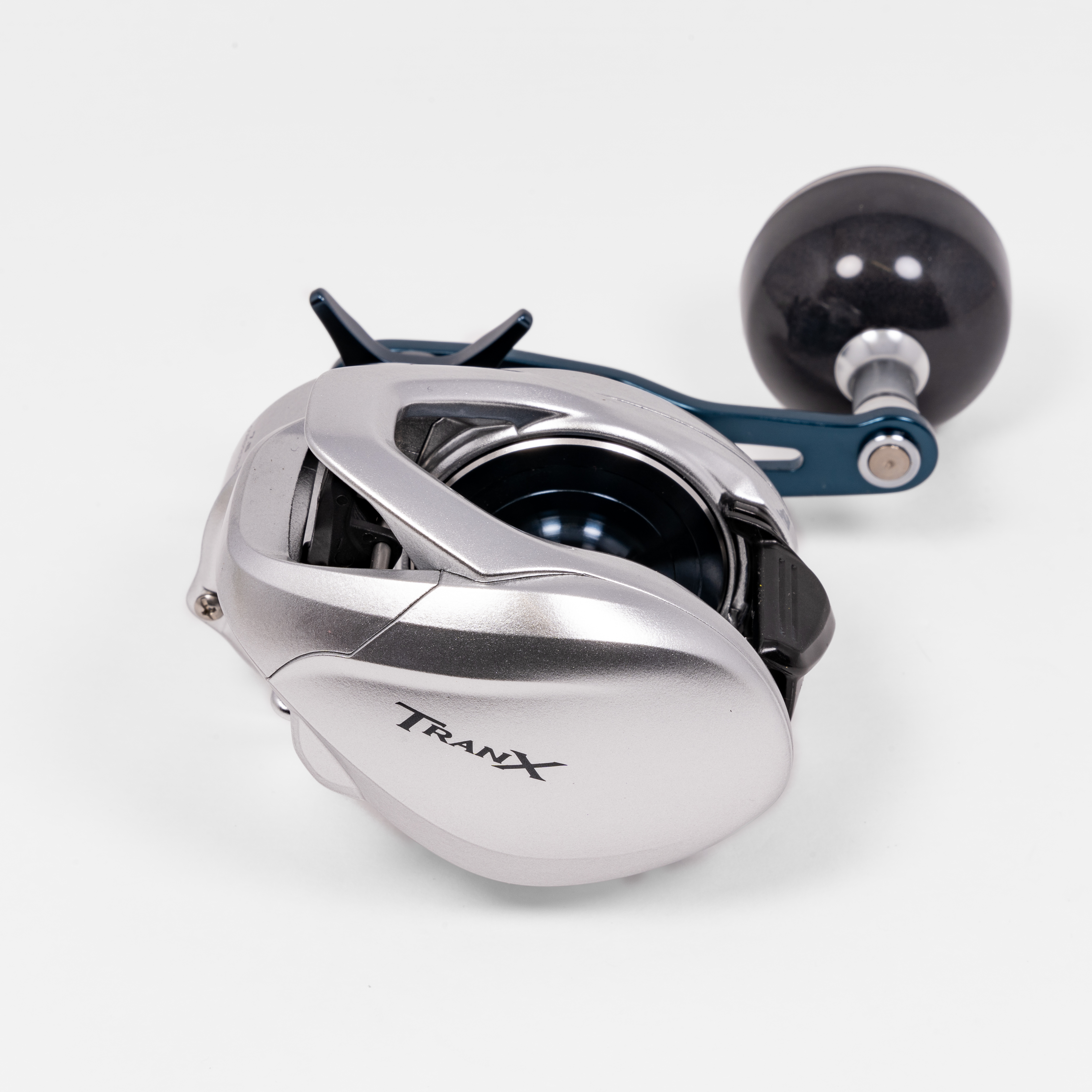 Shimano Tranx 300 and 400 Low Profile Baitcasting Reels TRX300AHG