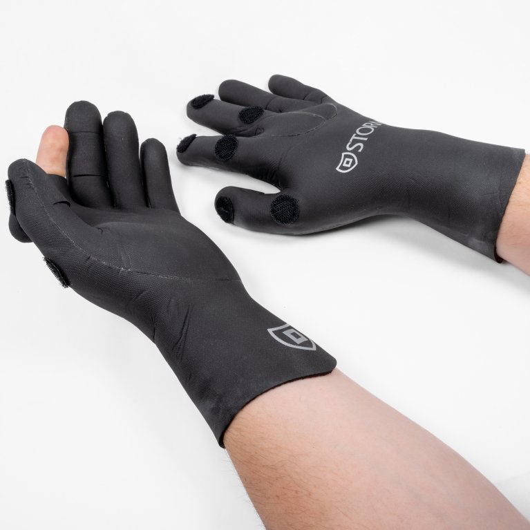 China Neoprene Gloves and Socks Manufacturers