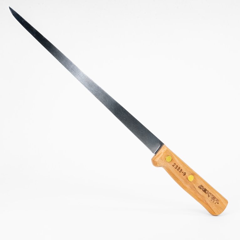 Dexter Russell Sofgrip 9 Narrow Fillet Knife – Alaska Butcher Equipment &  Supply
